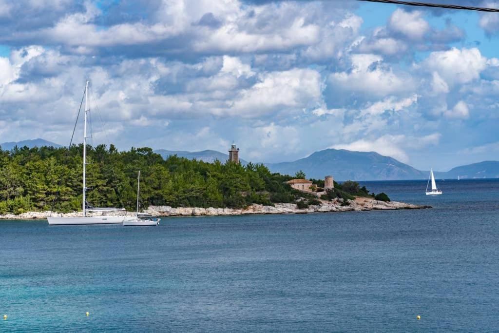 Paradise House Apart2, 5Min Walking Distance To Fiskardo Center Exterior photo